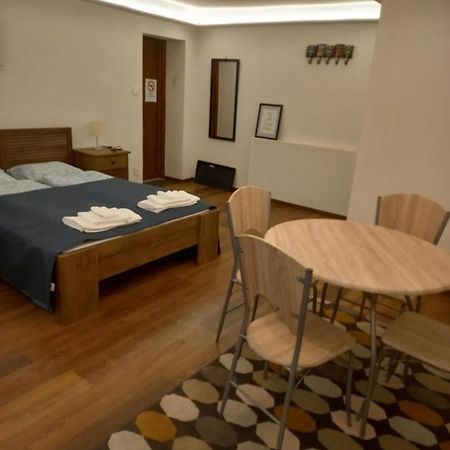 Liszt Ferenc Square Studio Apartment Будапеща Екстериор снимка